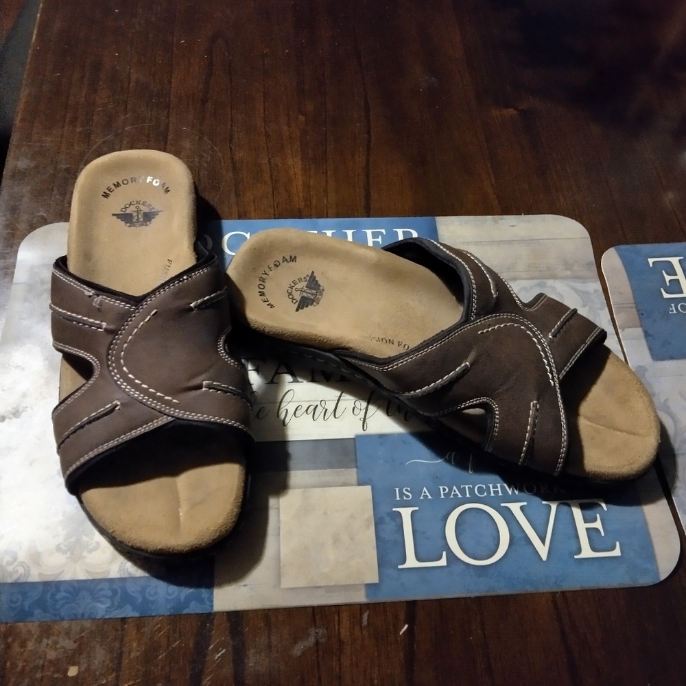 DOCKERS SUNLAND SANDALS BROWN FAUX LEATHER STRAP Memory Foam Fusion Footbed 11W